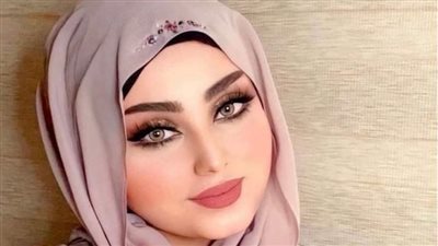 امرأة من نساء المدينة المنورة 