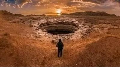المعلمة والتلميذ 